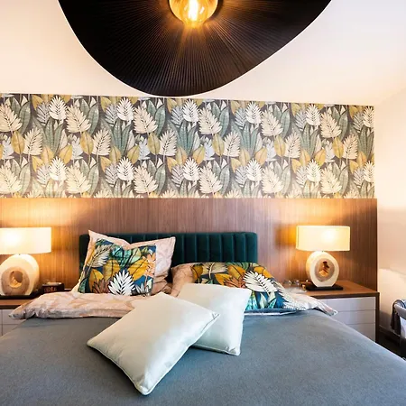 Apartament Dh Family And Whirlpool Premium 3kk, 2x Smarttv-netflix, Big Terrace And Free Parking