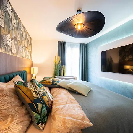 Dh Family And Whirlpool Premium 3kk, 2x Smarttv-netflix, Big Terrace And Free Parking