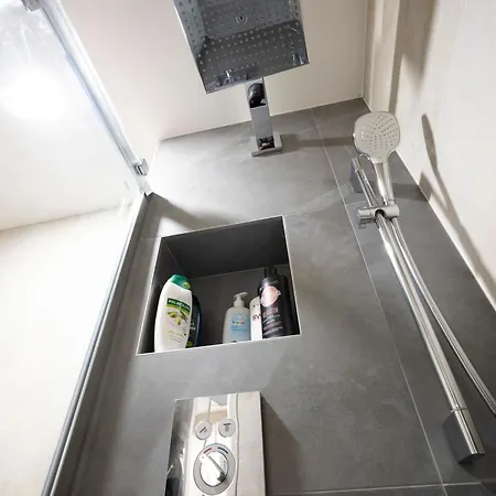 Apartment Dh Family And Whirlpool 3kk - Videnska 2 *