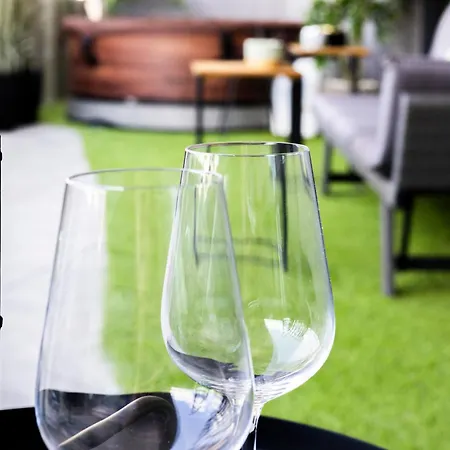 Dh Family And Whirlpool Premium 3kk, 2x Smarttv-netflix, Big Terrace And Free Parking Apartmán Brno